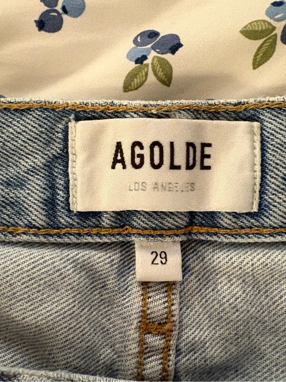 Agolde Luna Pieced Barrel Jean in Void - Picture 4 of 5
